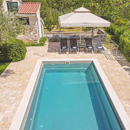 Vakantiehuis 17 Vodice